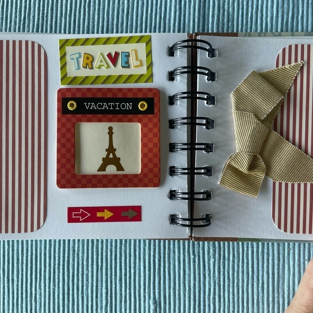 N/A stylish travel